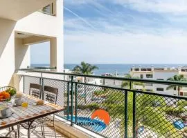 #166 Frat Apartment by Home Holidays