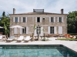 Le Château Réal, hotel v destinácii Saint-Seurin-de-Cadourne