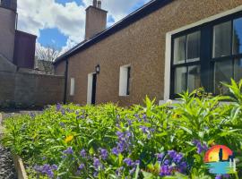 89 Victoria Street, Kirkwall, Orkney - OR00066F, hotel with parking in Orkney