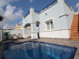 Villa Anabel by Rental Olé, hotel with pools in Torre-Pacheco