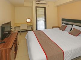 Capital O 92625 19 Avenue Apartment, hotel with parking in Tangerang