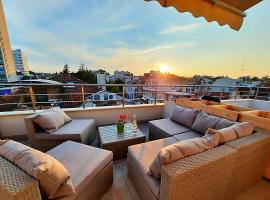 Shik & Chic in the Heart of Burgas # 5min from beach # New, hotel near Troykata Square, Burgas