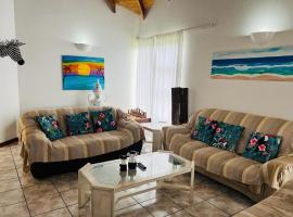 Surf and Sun Accommodation, hotel v destinaci Port Edward