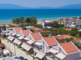 Dionysos Residential Complex, būstas prie paplūdimio mieste Ofrínion