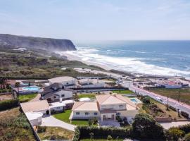 Praia Grande Guest House, hotel con piscina a Colares
