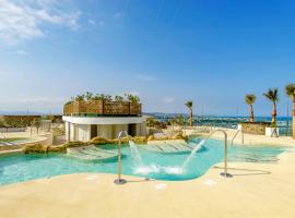 Seaside Serenity Oasis - High floor - Stunning Views