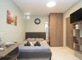 AIOLOS LUXURY alimos quiet apartment 1