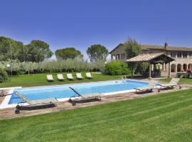 Villa Del Colle - Happy Rentals, hotel in Torgiano