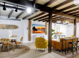 *NEW* The Surf Shack Jupiter!, familiehotell i Tequesta