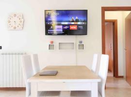 Exotic House 10min to Gardaland, Hotel in Salionze