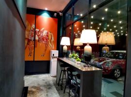 1 Day Car Hotel - BG Perdana, Hotel in Batu Gagah