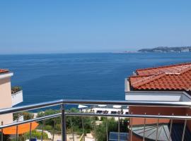 VILLA AURORA YourCroatiaHoliday – hotel w mieście Savudrija
