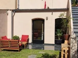 HOSTEL NAMOR