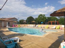 Oasis des Garrigues, camping in Vogüé