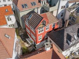 Dinbnb Homes I 200m to Bryggen I Make Memories with Friends and Family!, hotel i Bergen