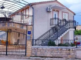 Apartmani "Alma"
