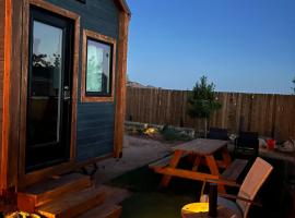 Garden Village Tiny Homes, hotell sihtkohas Hildale