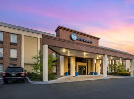 Best Western Harrisburg North Hotel, hotel v destinaci Harrisburg