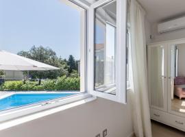 Villa KaTess with heated pool, holiday home in Split