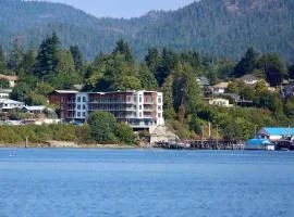 Sooke Harbour Residence