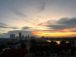 Singgahan @ Kuching Riverine Diamond、クチンのホットタブ付きホテル