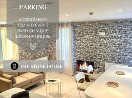 The Stone House, self catering accommodation in Evry-Courcouronnes