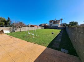 Samil, Vigo, chalet con finca, hotelli kohteessa Vigo