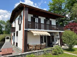 COSY VINTAGE HOUSE, hôtel à Bled