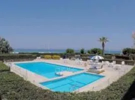 A CASA di ROSA,fronte spiaggia, piscina,parcheggio