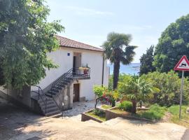 Apartments Miklic, готель у Крку