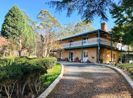 Entire Bowral Acreage, pet-friendly hotel in Bowral