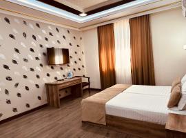 Grand Art Premium Hotel, hotell i nærheten av Tasjkent internasjonale lufthavn - TAS i Tasjkent