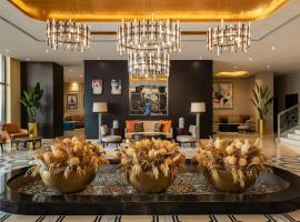 Four Points by Sheraton Production City, Dubai, готель біля визначного місця Бурдж-ель-Араб, у Дубаї