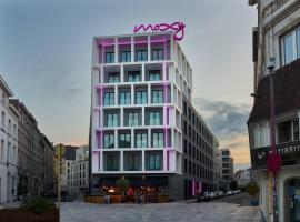 Moxy Brussels City Center, hotel near Egmont Palace, Brussels