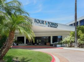 Four Points by Sheraton San Diego: San Diego, San Diego Mesa College yakınında bir otel