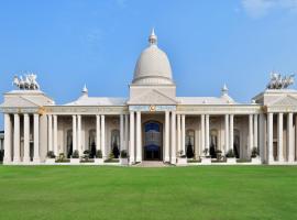 Sheraton Grand Palace Indore, five-star hotel in Indore