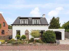 Vrijstaande woning, grote tuin., casa per le vacanze a Waterlandkerkje