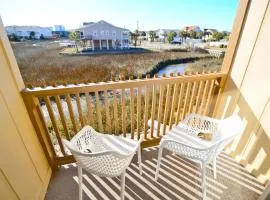 Inlet Dream at Cherry Grove Point w Kayak and Pool