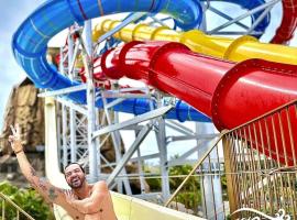 Spazzio diRoma acesso diRoma Acqua Park gratuito Star Temporada, alojamiento con cocina en Caldas Novas