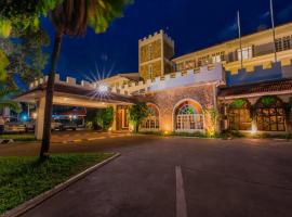 Protea Hotel by Marriott Dar es Salaam Courtyard, hotel perto de Aga Khan Hospital, Dar es Salaam