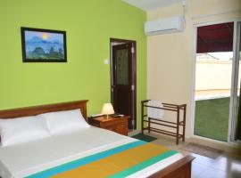 Paramount Residence 3, povoljni hotel u gradu Kelaniya