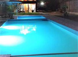 Hospedaje & Casa Playa AURORA, alojamento para férias em Zorritos