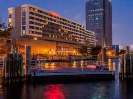 Sheraton Norfolk Waterside Hotel, hotel em Norfolk