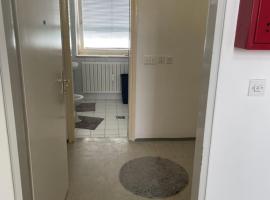 Lakiluk, apartman Kranjban