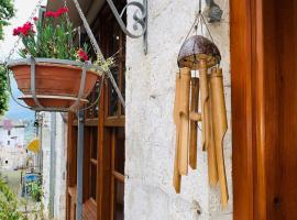 Guest House and Hostel VAL-MAR, pensiune din Gjirokastra