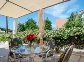 Dora's Tsilivi Beach House A by "elite"