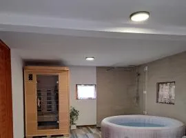 Vita Natura with sauna and jacuzzi