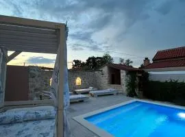 Villa ANTONA