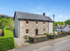 Lockview Upper Flat, holiday home in Fort Augustus
