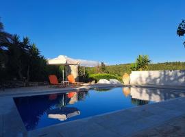 Appart, vacation rental in Douliana